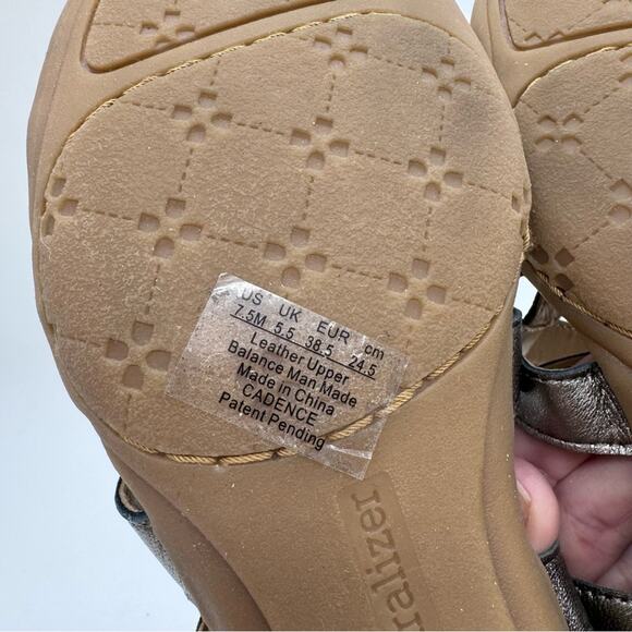 Naturalizer Cadence Metallic Strappy Sandal Bronze/Platinum 7.5 Comfort Office - Picture 11 of 12